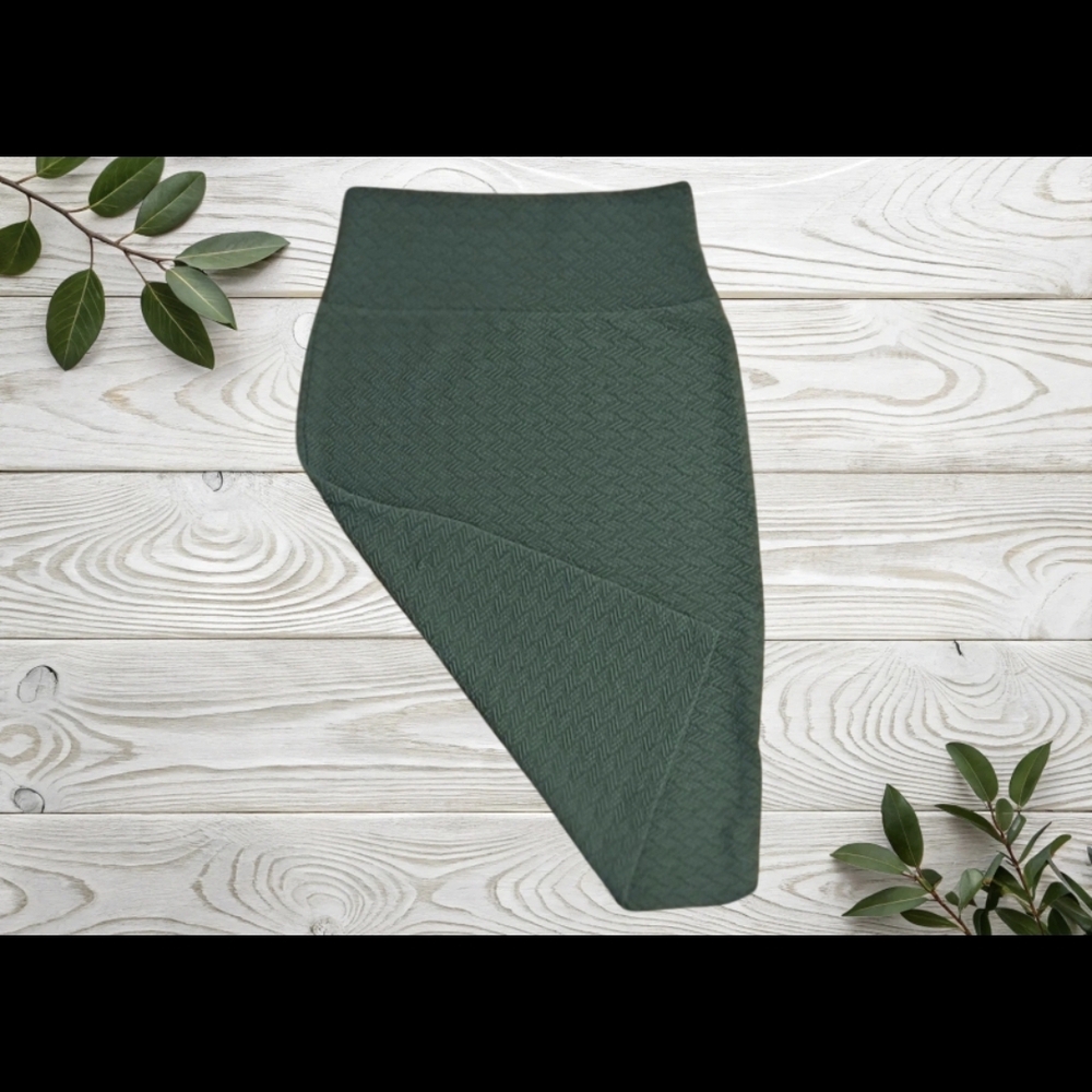 Lularoe Green Textured Skirt